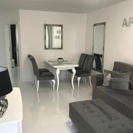 Chanel Centrum Lejlighed Malbork