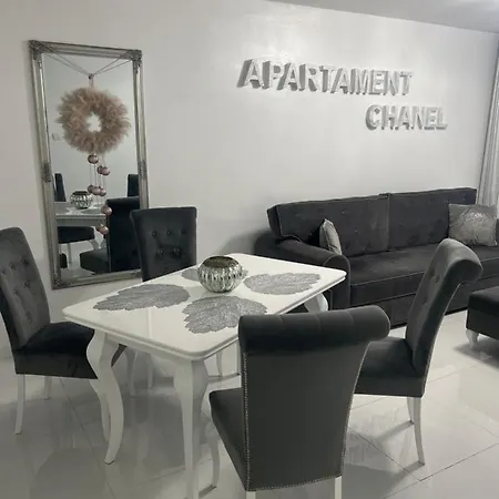 Chanel Centrum * מאלבורק