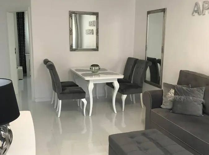 Chanel Centrum Apartamento Malbork